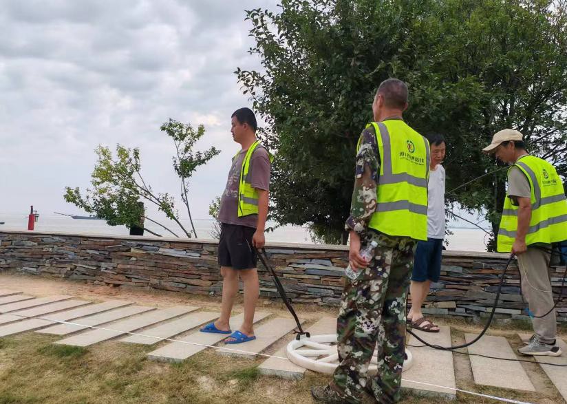 Emergency Detection of Seepage in the Yueyang Dam of Dongting Lake