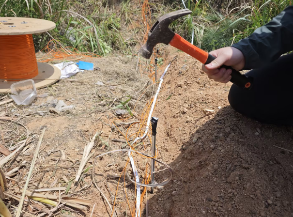 Electrode installation by driving on the slope